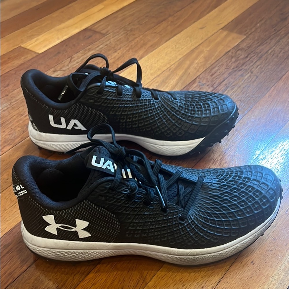 Under Armour Black and White womens turf shoes Breathable Mesh